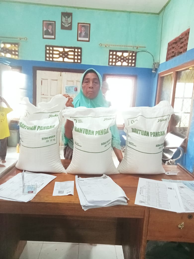 Pemdes Kembang Seri Bantah Isu Tebusan Bantuan Beras BLT Rp15.000 per Orang